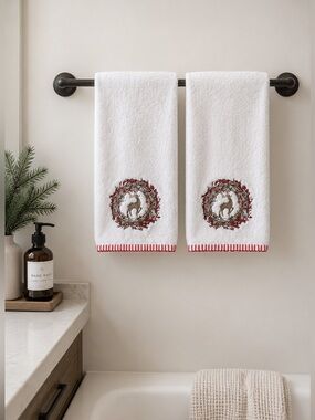 Christmas Holiday Hand Towels Embroidered Set of 2